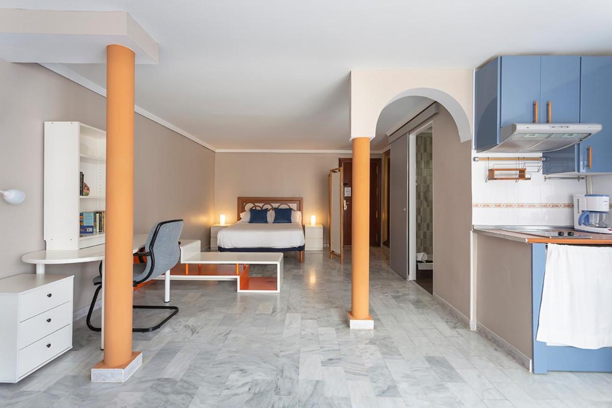 Francos 3 Sevilla Urban Apartment Zewnętrze zdjęcie