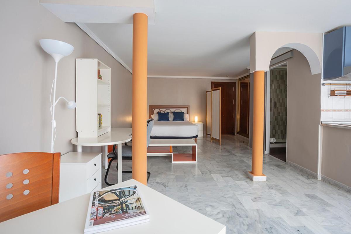 Francos 3 Sevilla Urban Apartment Zewnętrze zdjęcie
