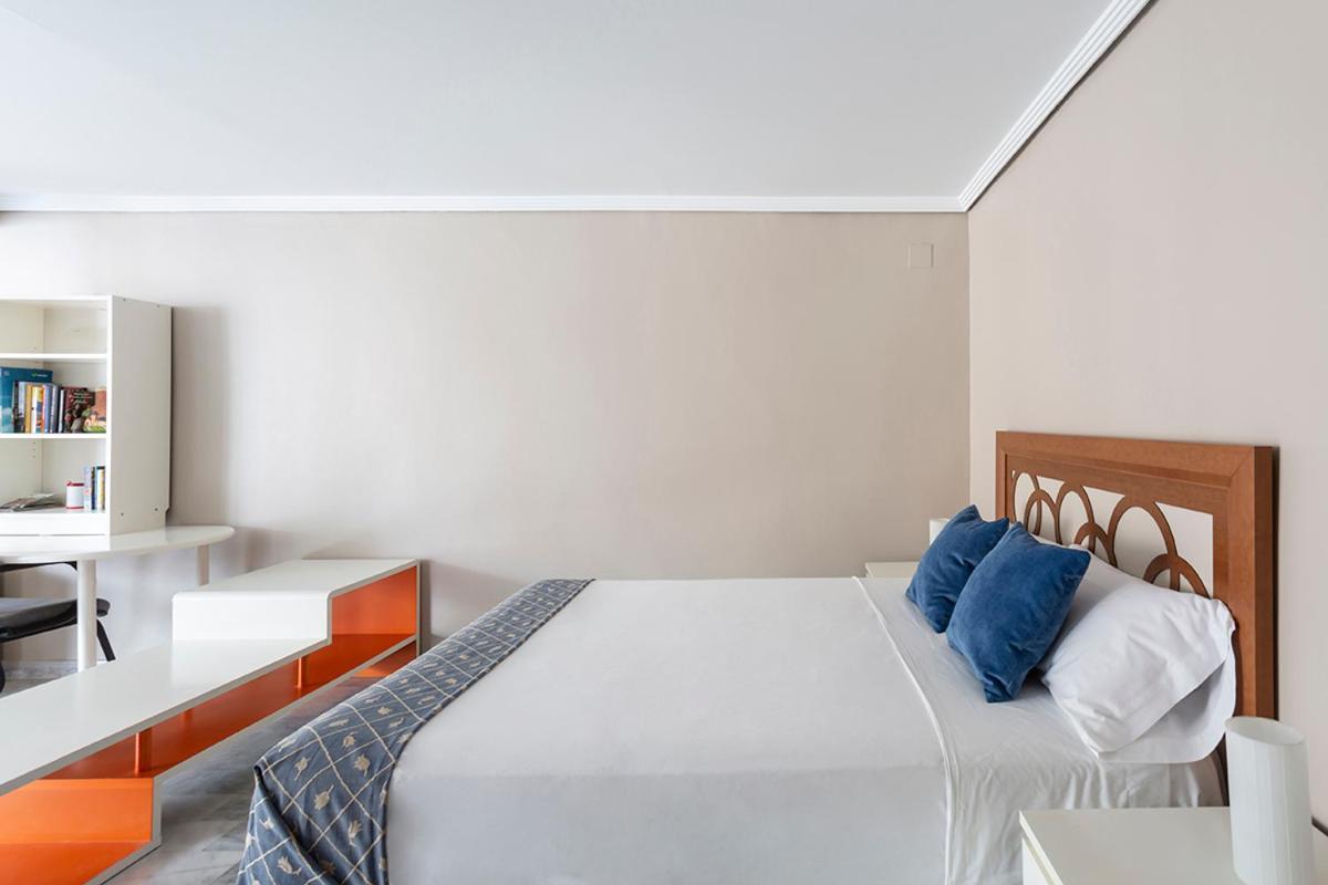 Francos 3 Sevilla Urban Apartment Zewnętrze zdjęcie